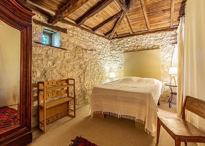 2 Maisons De Charme Avec Piscine- En Campagne -Billard